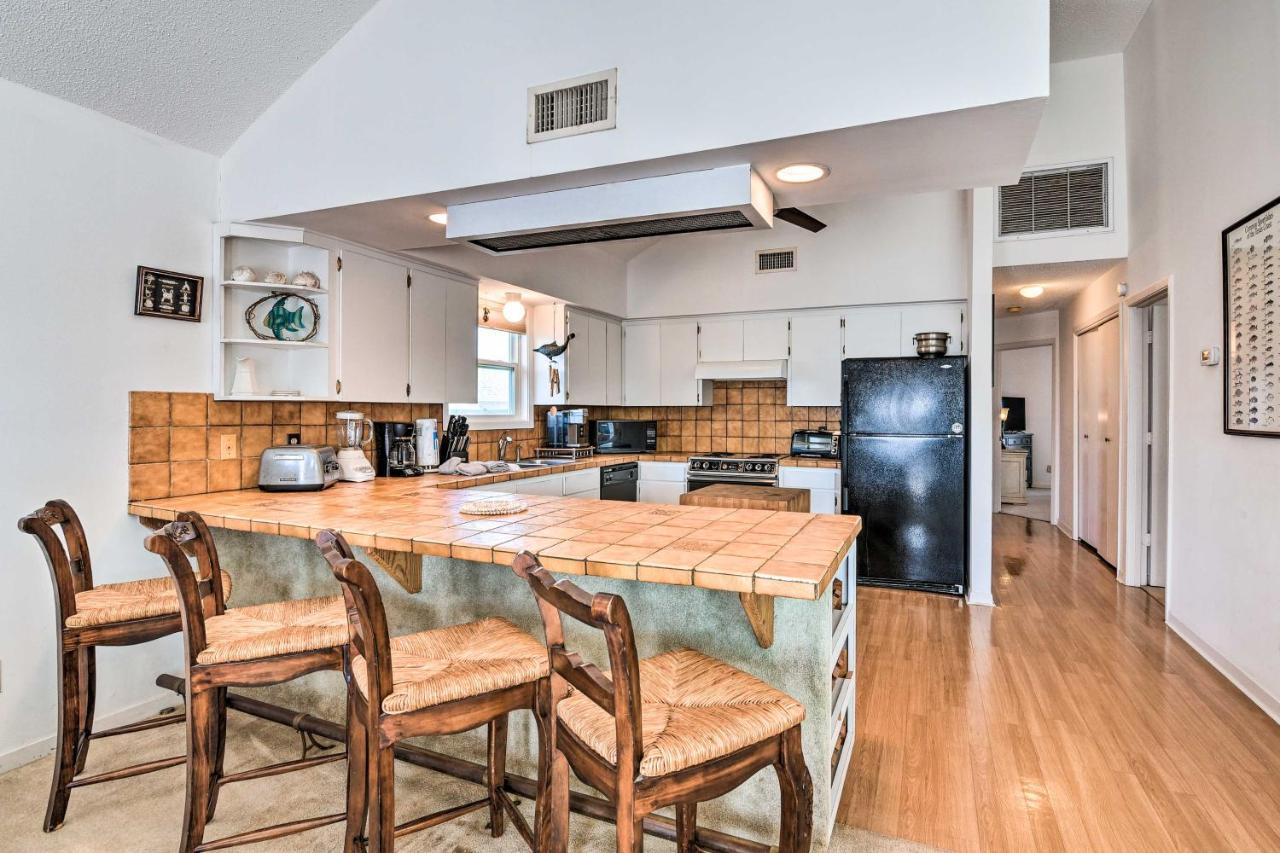 Sea Isle Galveston Getaway Less Than 1 Mile To Beach! Экстерьер фото
