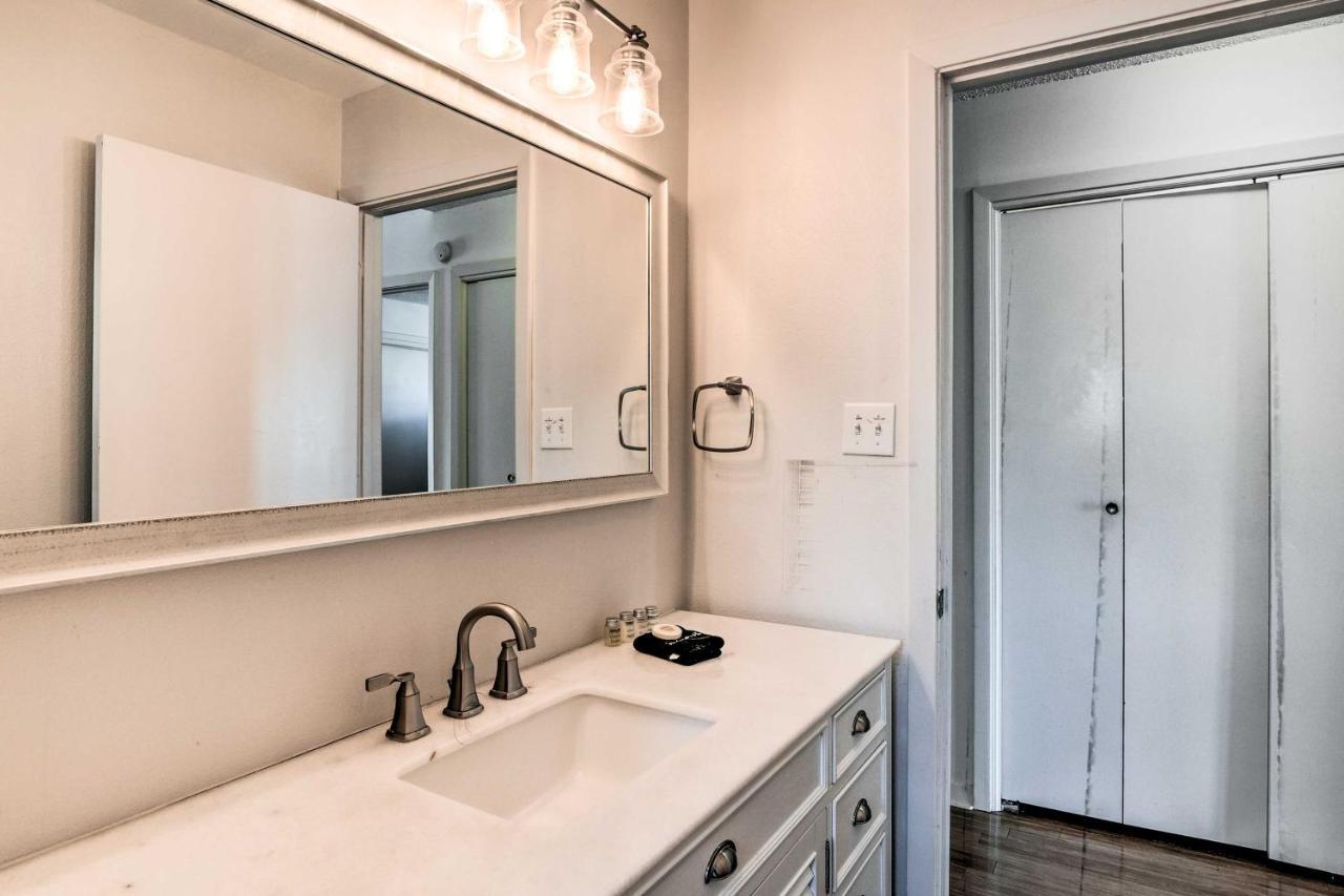 Sea Isle Galveston Getaway Less Than 1 Mile To Beach! Экстерьер фото